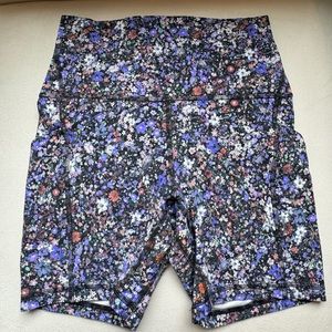 Lululemon biker shorts, size 6 floral.